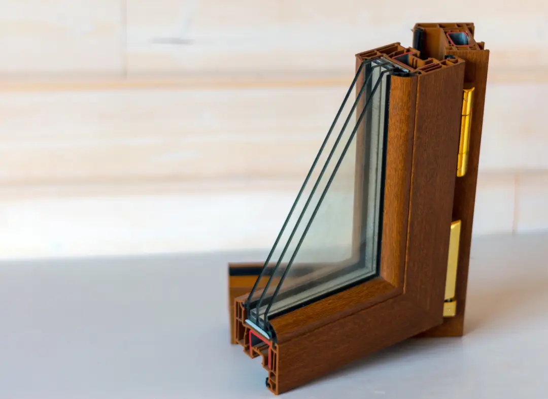 Installation de fenêtre en bois sur mesure Lunel